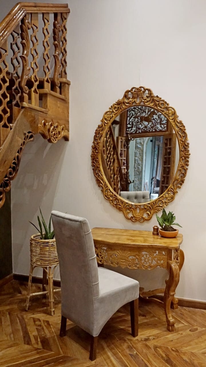 Suite detail 11